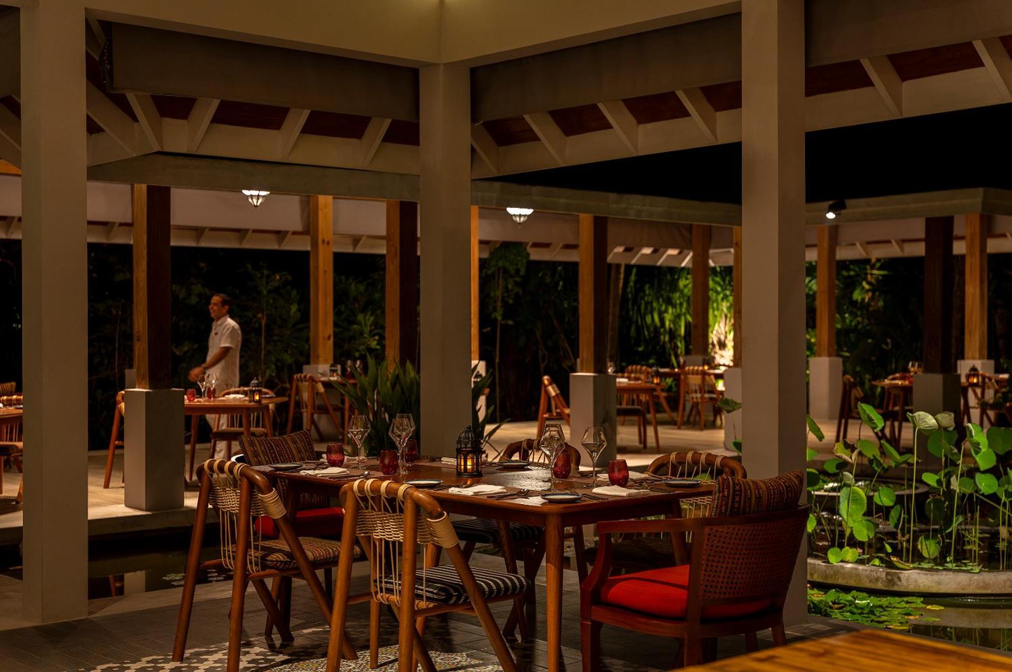 Dhigali Maldives - A Premium All-Inclusive Resort Meedhoo  Exterior foto